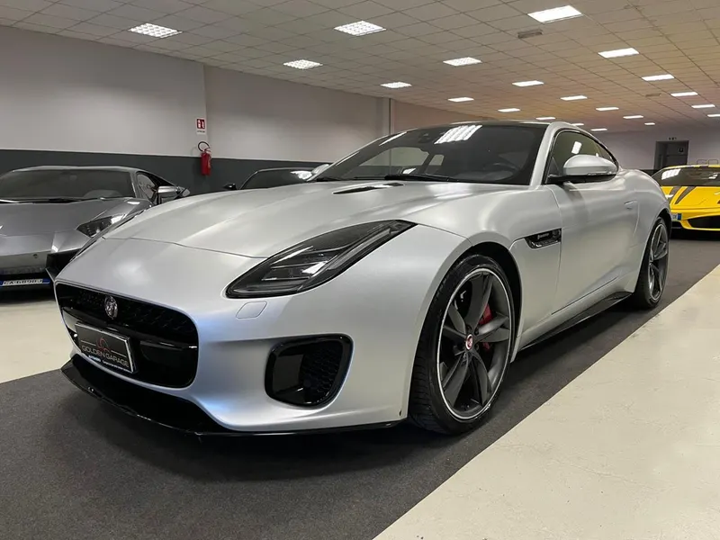 Jaguar F-Type 2.0 Coupè R-Dynamic 2