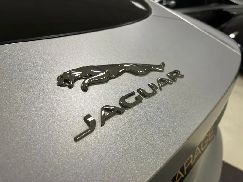 Jaguar F-Type 2.0 Coupè R-Dynamic 23