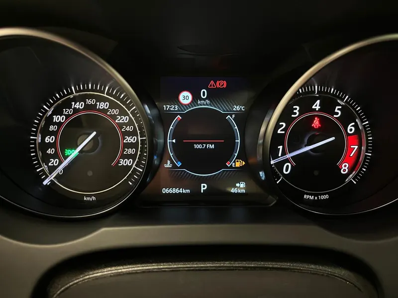 Jaguar F-Type 2.0 Coupè R-Dynamic 16