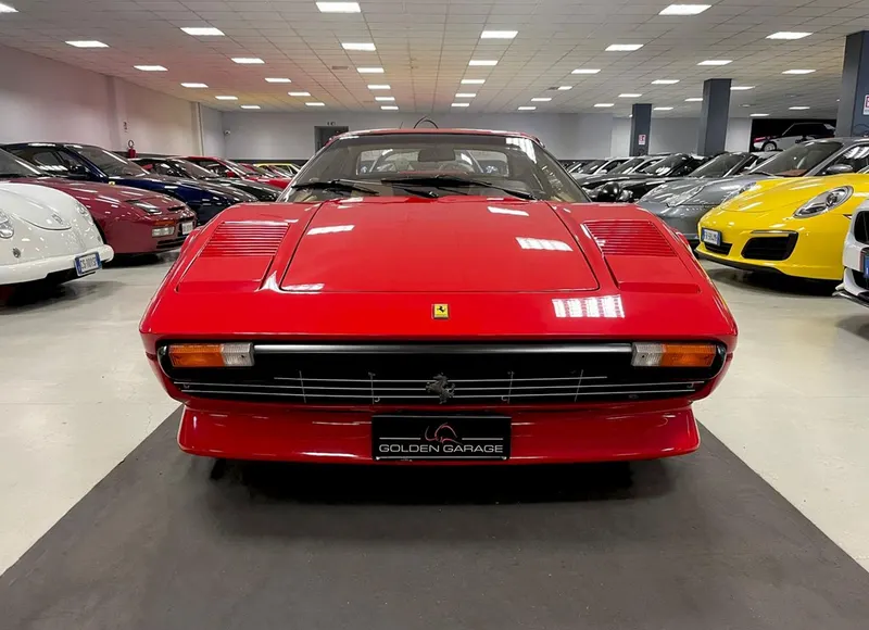 Ferrari 308 GTB QUATTROVALVOLE 3