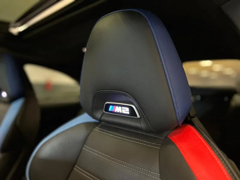 BMW M2 22