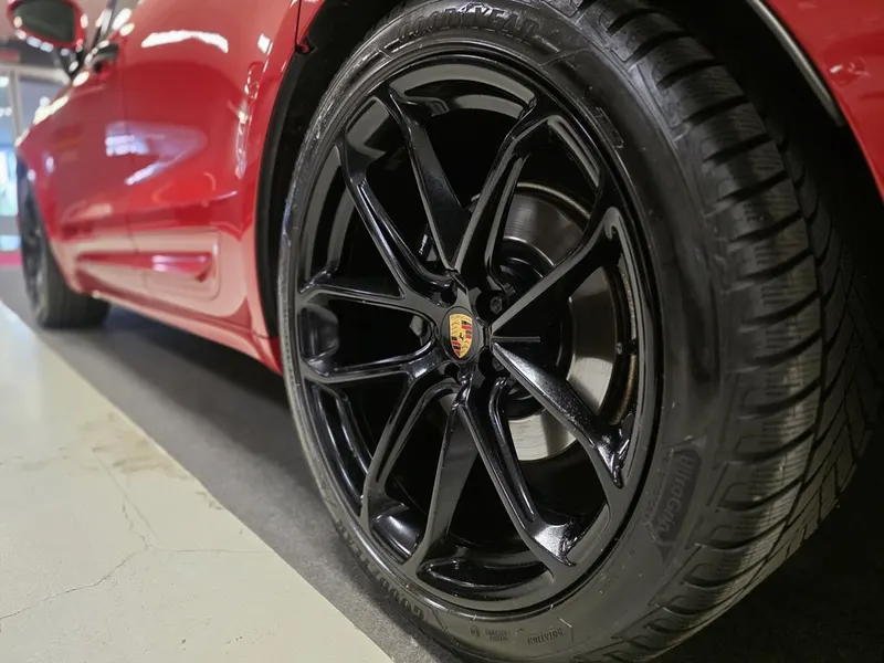 Porsche Macan 2.0 265cv 9