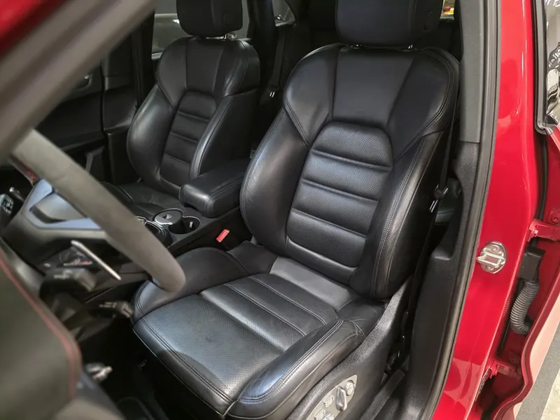 Porsche Macan 2.0 265cv 12