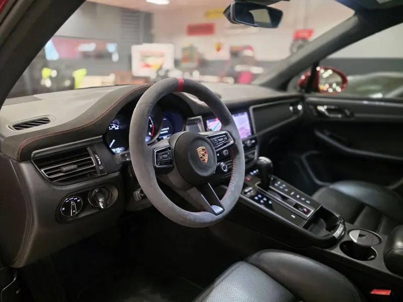 Porsche Macan 2.0 265cv 10
