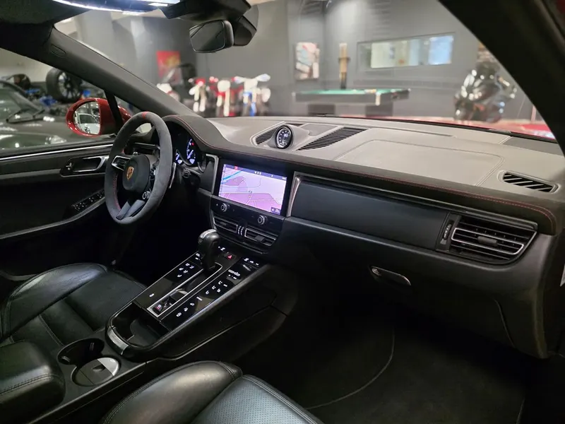 Porsche Macan 2.0 265cv 11