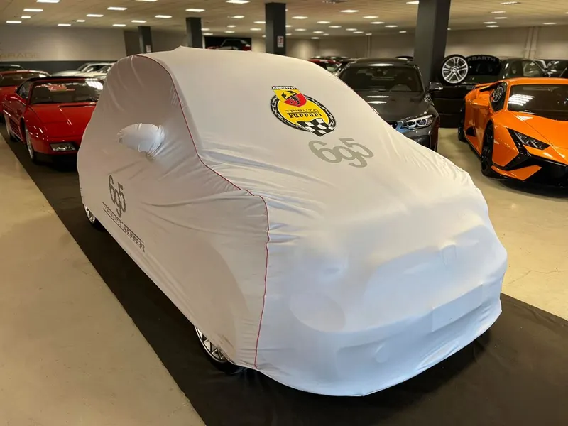 Abarth 695 Tributo Ferrari 29