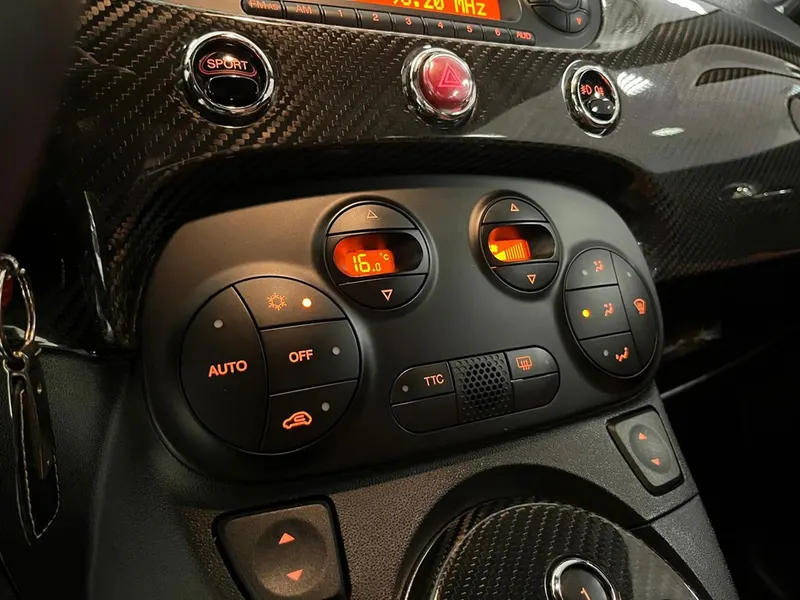 Abarth 695 Tributo Ferrari 20