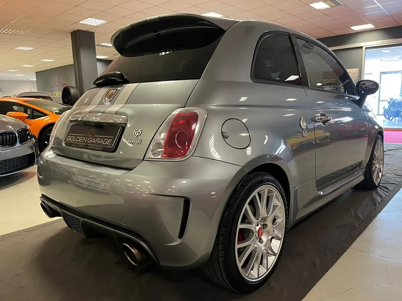Abarth 695 Tributo Ferrari 7