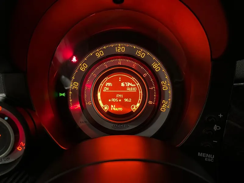 Abarth 695 Tributo Ferrari 17
