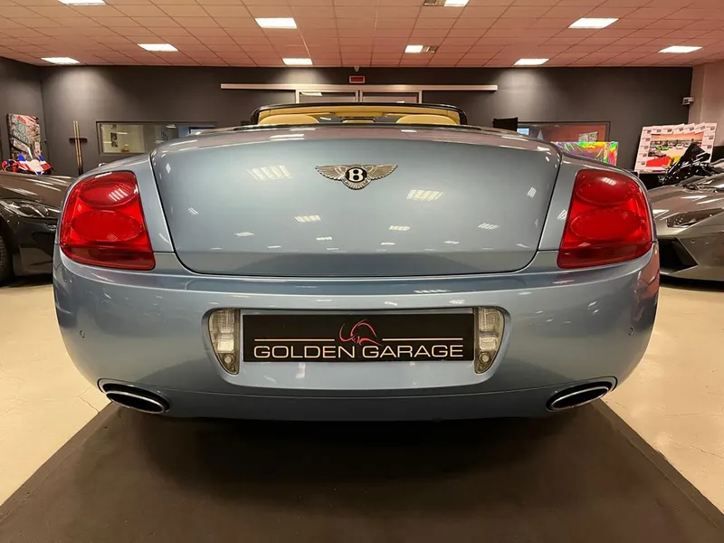 Bentley Continental GTC 5