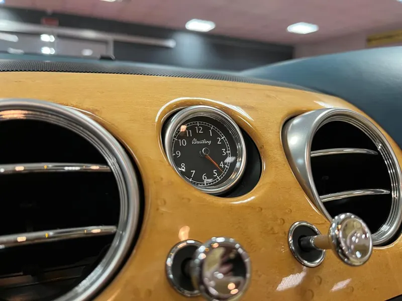 Bentley Continental GTC 17