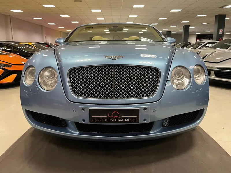 Bentley Continental GTC 3