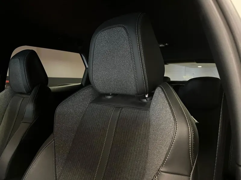 Peugeot 3008 1.2 GT LINE 16