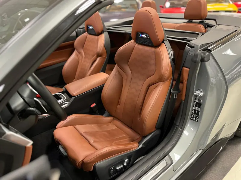 BMW M4 Competition M xDrive Cabrio 12
