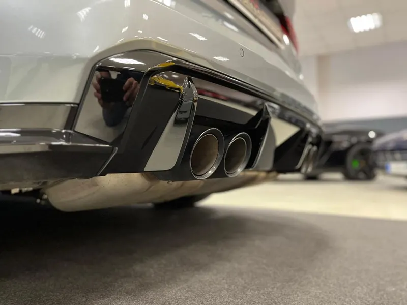 BMW M4 Competition M xDrive Cabrio 21