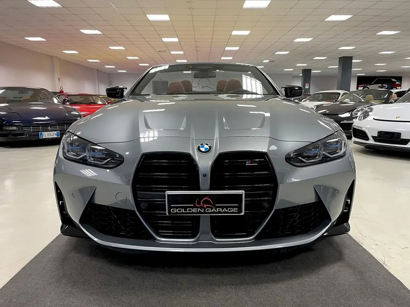 BMW M4 Competition M xDrive Cabrio 3