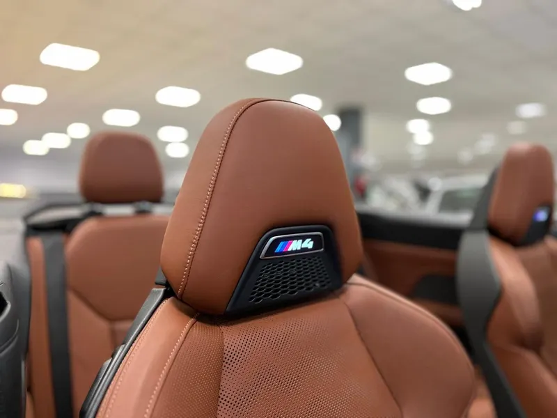 BMW M4 Competition M xDrive Cabrio 15