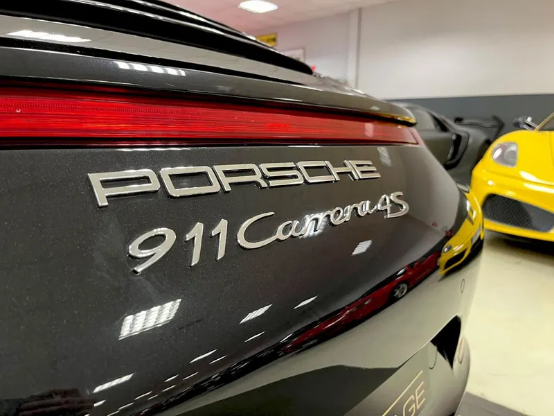 Porsche 911 (991) Carrera 4S 30