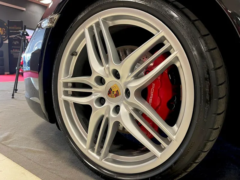 Porsche 911 (991) Carrera 4S 9