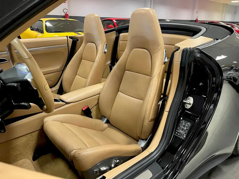 Porsche 911 (991) Carrera 4S 14