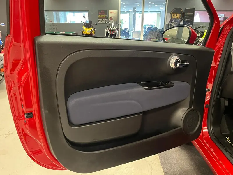 Fiat 500 1.0 Hybrid 70cv 10