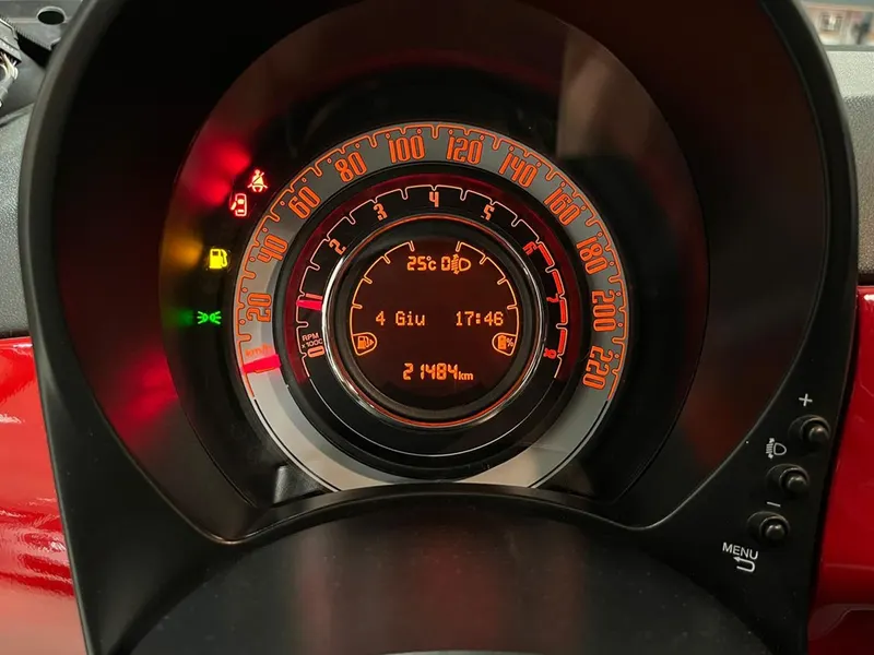 Fiat 500 1.0 Hybrid 70cv 17