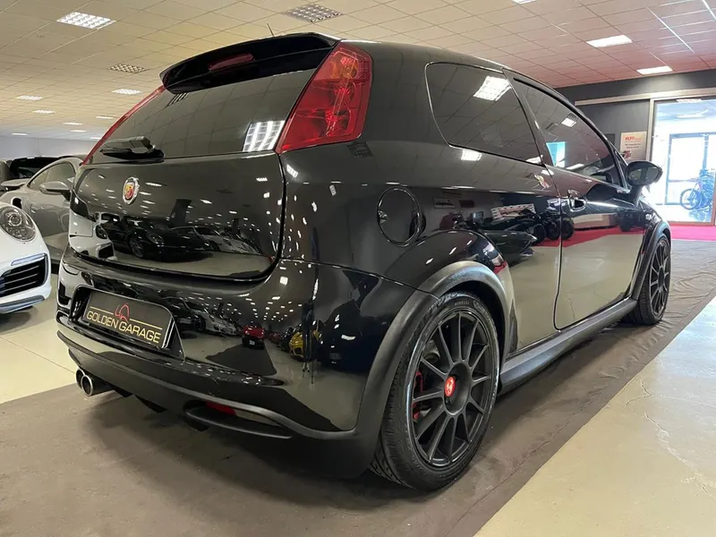 Abarth Grande Punto 1.4 T-Jet 16V 6