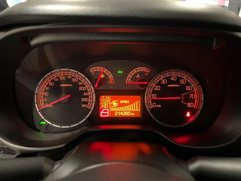 Abarth Grande Punto 1.4 T-Jet 16V 15