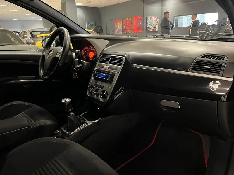 Abarth Grande Punto 1.4 T-Jet 16V 11