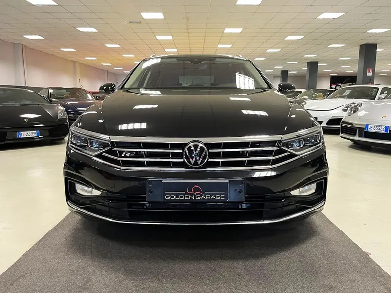 Volkswagen Passat TDI 2.0 R-line 200cv 3