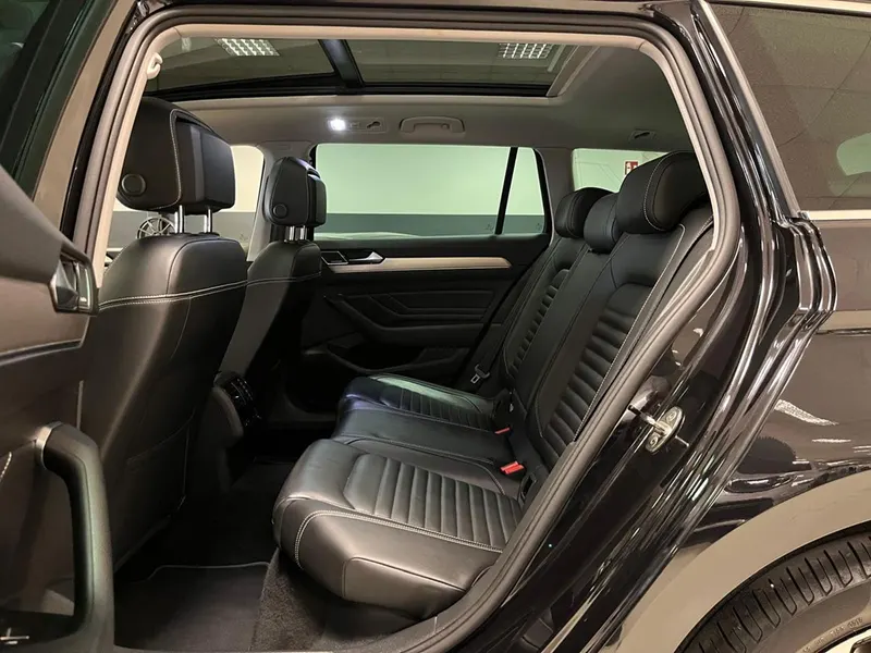 Volkswagen Passat TDI 2.0 R-line 200cv 15
