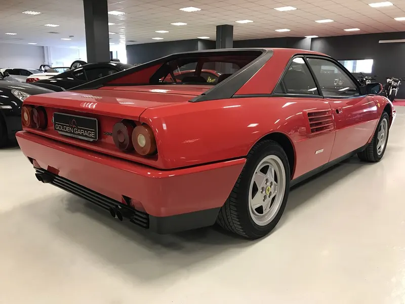 Ferrari Mondial T 7