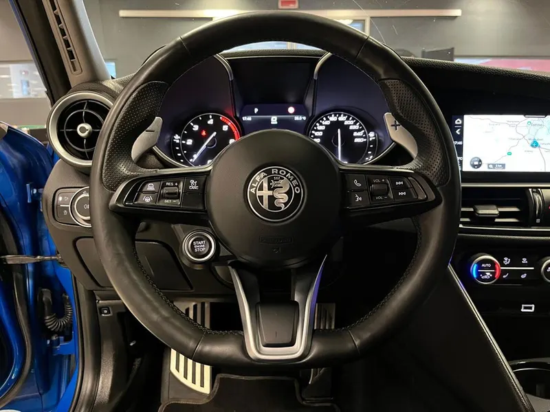 Alfa Romeo Giulia 2.2 210cv AT8 AWD Q4 Veloce 15