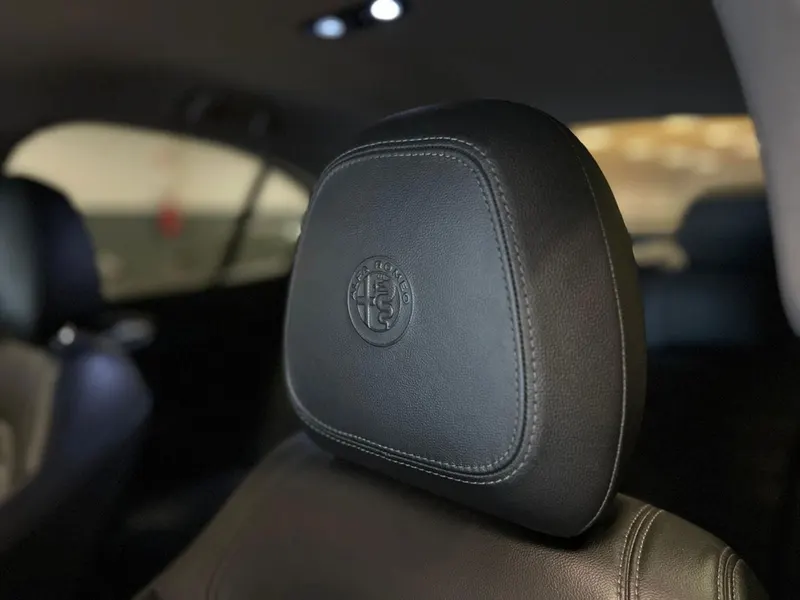 Alfa Romeo Giulia 2.2 210cv AT8 AWD Q4 Veloce 20