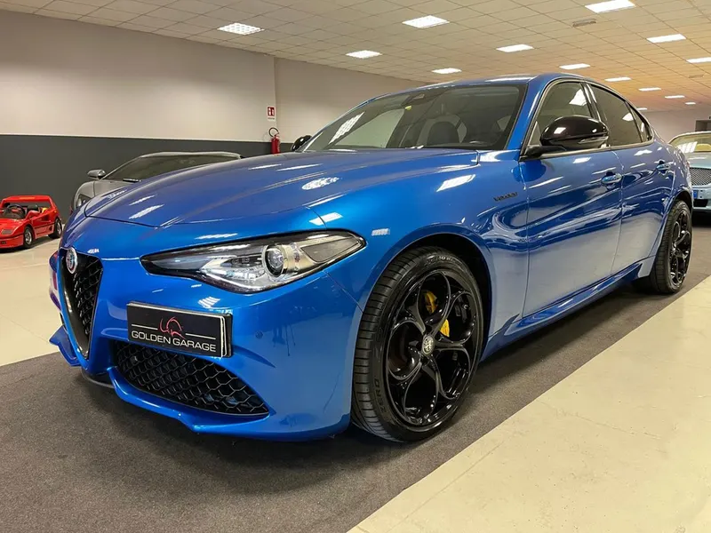 Alfa Romeo Giulia 2.2 210cv AT8 AWD Q4 Veloce 2