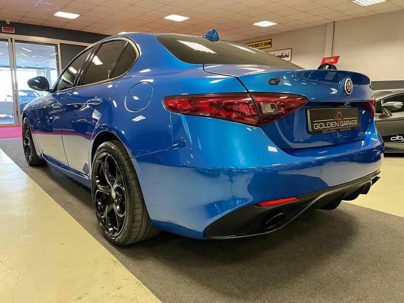 Alfa Romeo Giulia 2.2 210cv AT8 AWD Q4 Veloce 7