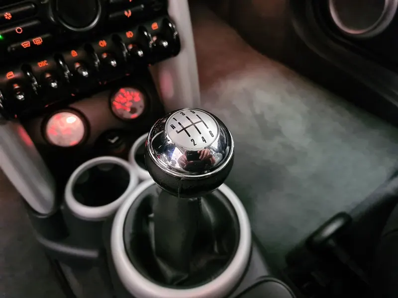 Mini Cooper S Kit JCW 200cv 19
