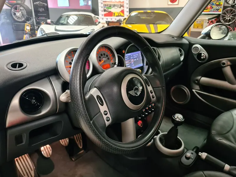 Mini Cooper S Kit JCW 200cv 11