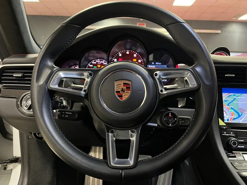 Porsche 911 991 CARRERA T 16