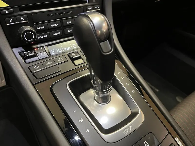 Porsche 911 991 CARRERA T 18