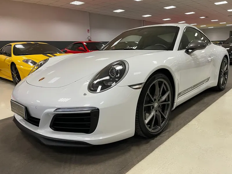 Porsche 911 991 CARRERA T 2
