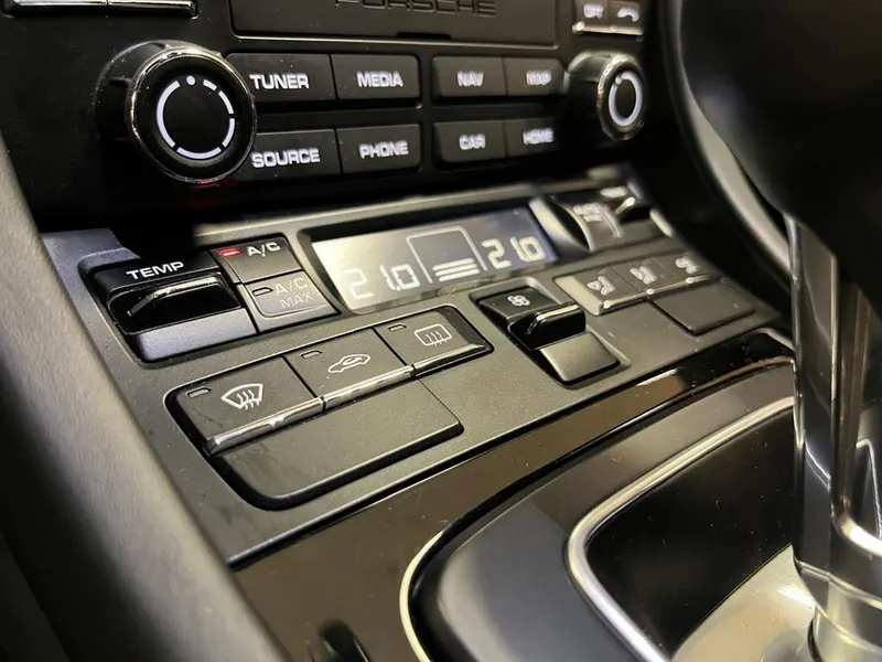 Porsche 911 991 CARRERA T 21
