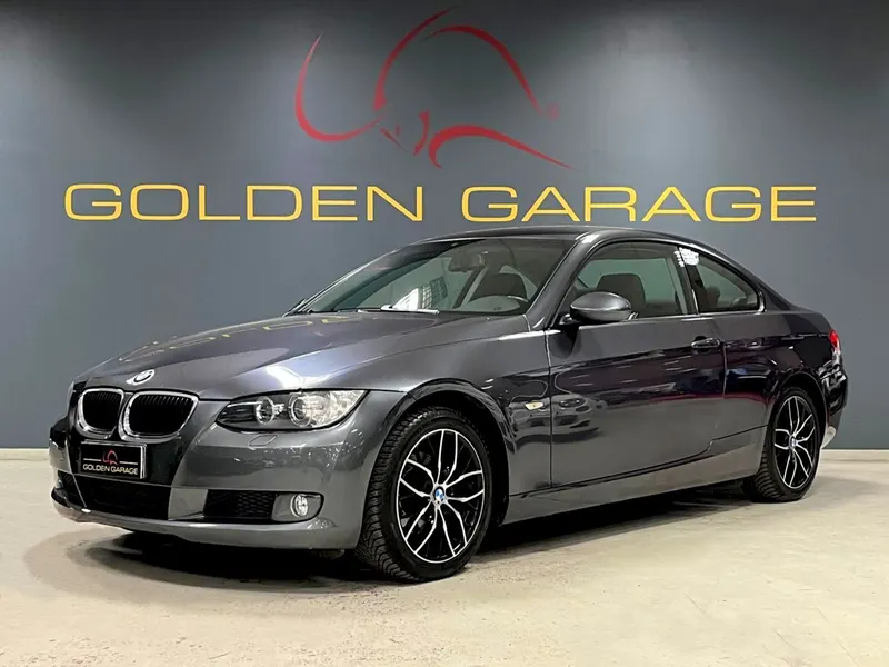 BMW 320 i 21