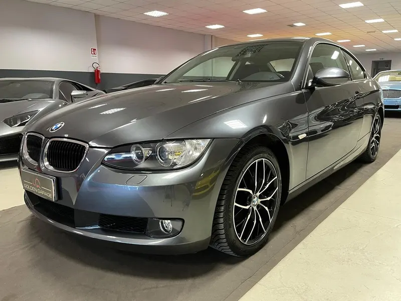 BMW 320 i 2
