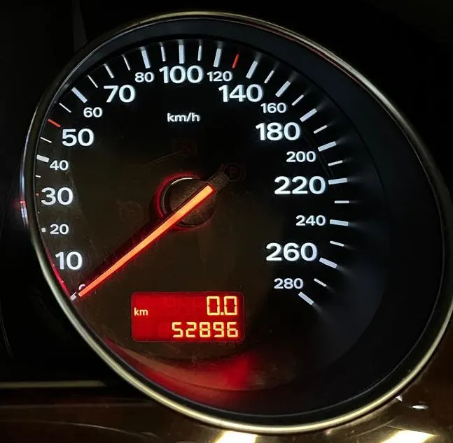 Audi A8 4.2 V8 FSI Quattro Tiptronic 17