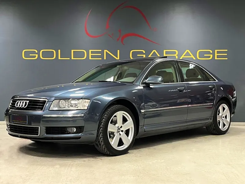Audi A8 4.2 V8 FSI Quattro Tiptronic 25