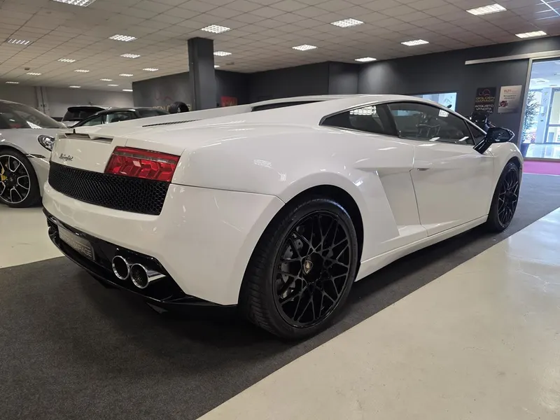 Lamborghini Gallardo LP 560-4 Coupe' 5