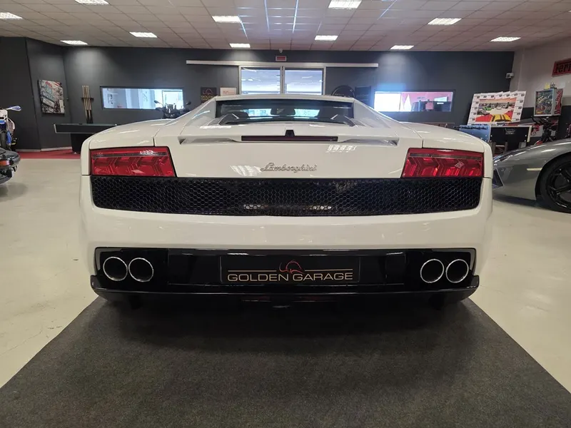 Lamborghini Gallardo LP 560-4 Coupe' 6