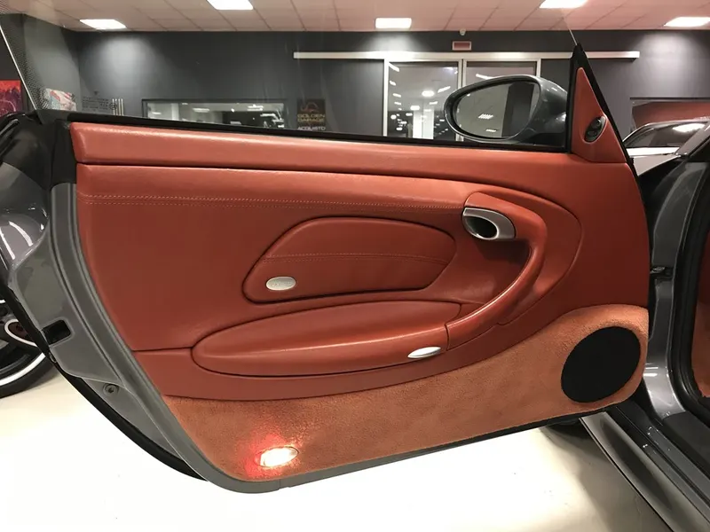Porsche 911 (996) Turbo 10