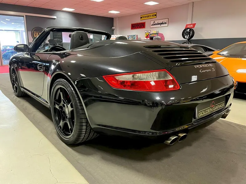 Porsche 911 (997) S 5